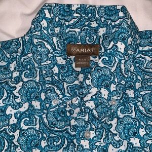 ARIAT Long Sleeve